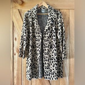 Ann Klein Animal print double-breasted cardigan- Large